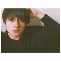 「はい。可愛いっす。」「いけめん！！！」佐野勇斗、セルフショットを公開しファン歓喜