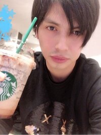 アレクサンダー『まだ喧嘩中かな』