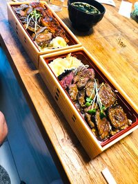 キンタロー。『大掃除のブレイクは。。ステーキ弁当』