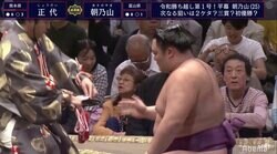 朝乃山が9勝目　優勝戦線にがっちり　三保ヶ関親方「巡業でやってきたことが出ている」