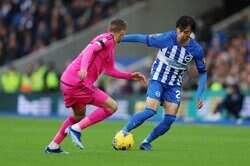 三笘薫擁するブライトン、豪雨のゲームで惜しくも引き分け　リーグ4試合連続フル出場も勝利に導けず