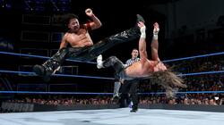 中邑真輔、スマックダウンに登場　２連続キンシャサを決めて勝利！