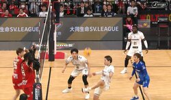 まるで久保建英！？ 男子バレー、エースが見せた華麗すぎる“足技”が話題