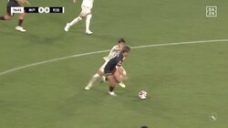 これぞ“フィジカルバトル”！元鹿島&ロシアW杯戦士・大迫勇也VS昌子源による技術満載バッチバチの攻防にファン歓喜「この対戦は熱い！」