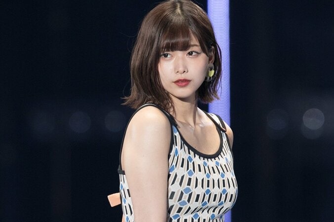 欅坂46が背中ざっくりセクシーに、個性全開アーティスティックに魅せた「TGC」ランウェイ 1枚目