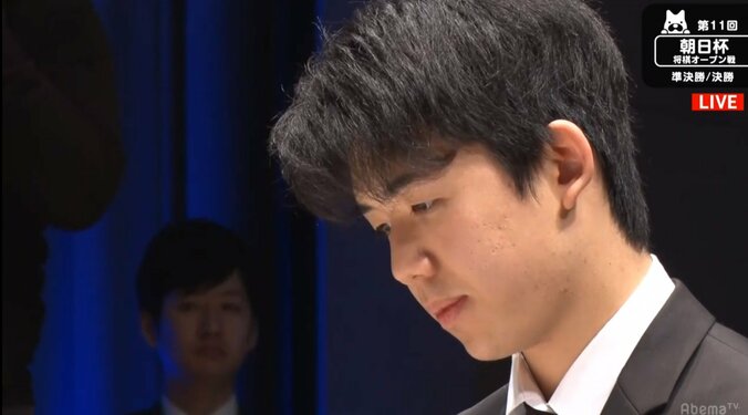 将棋・藤井聡太五段が中学生で初優勝＆六段昇段！先輩棋士から祝福多数 1枚目