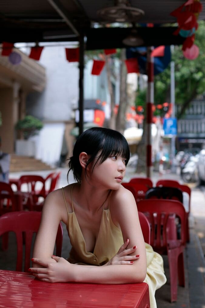 YouTuber・いけちゃん、グラビア引退作となる写真集が12月10日発売 「普段は着ないような水着にも挑戦」 2枚目