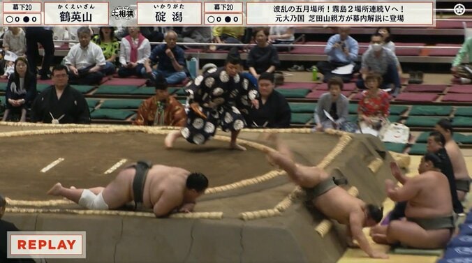 力士が土俵下に頭から落下 あわやの場面を“すごい受け身”で危機回避 驚異の身体能力に「すごい身のこなし」反響 5枚目
