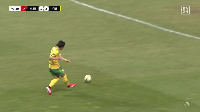 【映像】ジェフ呉屋、ゴールをゴールを決めてファンのもとへ→約3m下の奈落に落下した瞬間