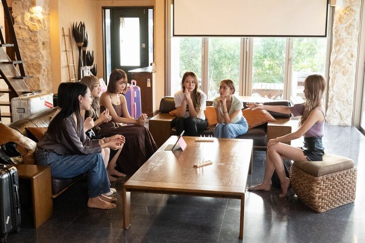 バーレスク東京の人気ダンサーやeggモデルも！イケイケすぎる男女が8日間のキケンな恋に『シャッフルアイランド』第1話