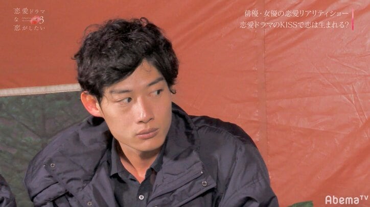 びしょ濡れ馬乗りの激しいキスシーンで気持ちが移る…!?恋人役を演じた男女に心境の変化