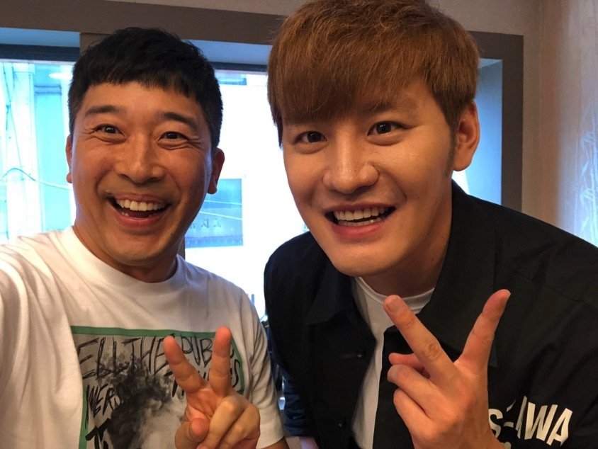 あべこうじ 韓国でjyj ジュンスの双子の兄と2ショット 楽しかったぁーーー 話題 Abema Times