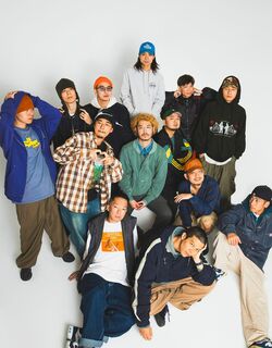 アルバム『GOLDEN DISC』『UNITY』 2作品のLPをリリースするHIPHOPコレクティヴ「Oll Korrect」が収録曲「KINARI」のMVを公開！またリリースに合わせたイベントも開催！