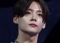 端正な顔立ちに「目がくらくらしてきた」圧倒的イケメンで話題の元アイドル練習生、登場した途端に会場どよめき