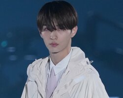 沢村一樹の次男・野村康太、前髪を下ろしたヘアスタイルに黄色い歓声！大人の色気漂う姿に「顔ちっちゃ！」「野村くんはえぐい！」の声