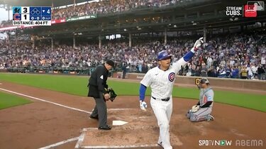 鈴木誠也の特大11号弾で「ワッショイ！」カブスナインがノリノリ