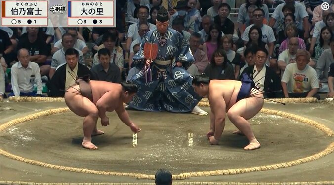 「横綱が手をついてるのに…」「合わせてよ」伯乃富士、立ち合いの“間”に困惑の声 大の里は“完全復調”の兆し 好調・伯乃富士を圧倒「これが大の里だ!」ファン興奮 3枚目