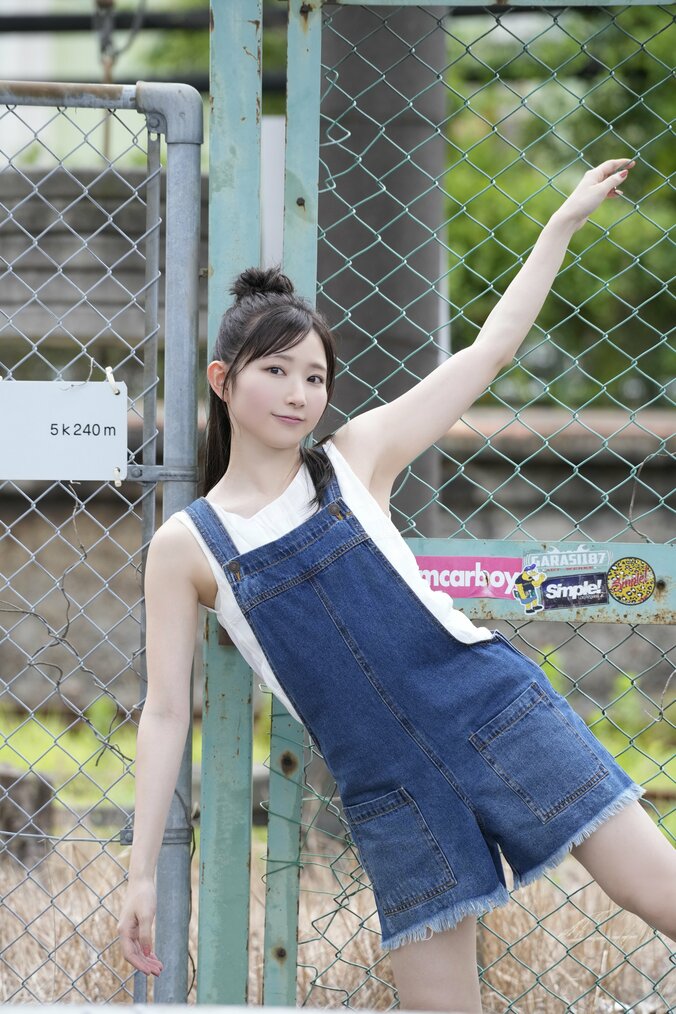 青山なぎさ デジタル写真集「デイドリームブルー」（青山なぎさ／LUCKMAN）