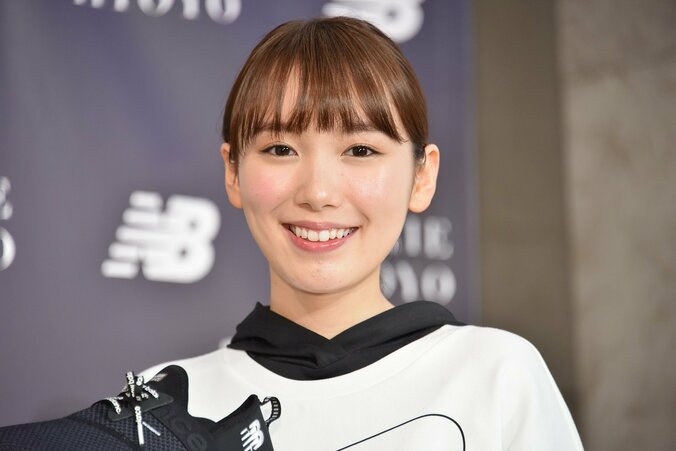 飯豊まりえ、脚力に自信あり　青春ものの走るシーンで速すぎてNGに 1枚目