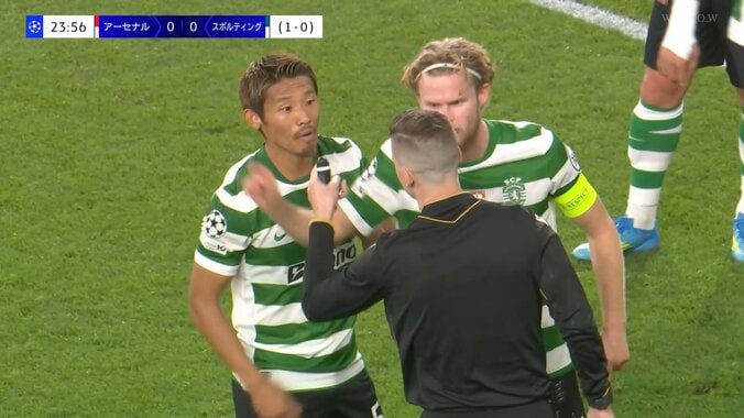 【写真・画像】「怖すぎるって」守田英正、イエロー判定で“鬼の形相”　相手に詰め寄り苛立つ様子も「ボールには触ってる。ただ…」元日本代表DFが指摘　1枚目