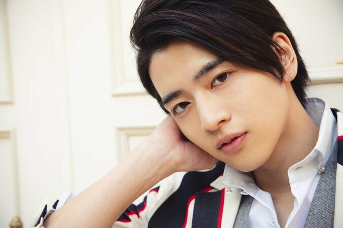 『御曹司ボーイズ』誰が一番“御曹司”っぽい？　平祐奈×磯村勇斗×飯島寛騎×稲葉友×山本涼介、本音トーク炸裂！ 15枚目