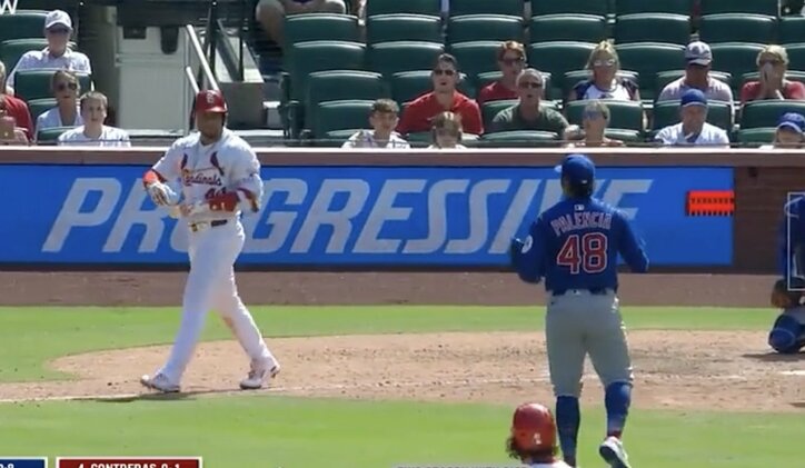 【写真・画像】球場騒然！ 死球にブチギレ… あわや乱闘「ヤバすぎ」「怖え」 打者が大激怒して詰め寄る→投手も“逆ギレ応戦”… 両軍が入り乱れる緊急事態　1枚目