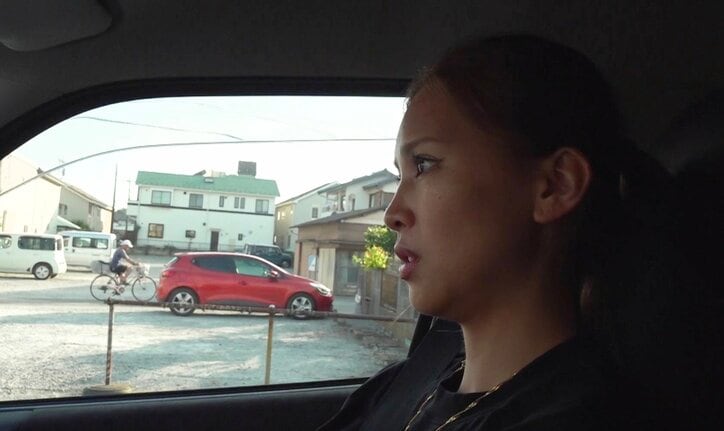 【写真・画像】長男は永瀬廉似！16歳で出産・6人兄弟の大家族ママの美貌に驚きの声「ママ可愛い〜」「ギャル」　2枚目