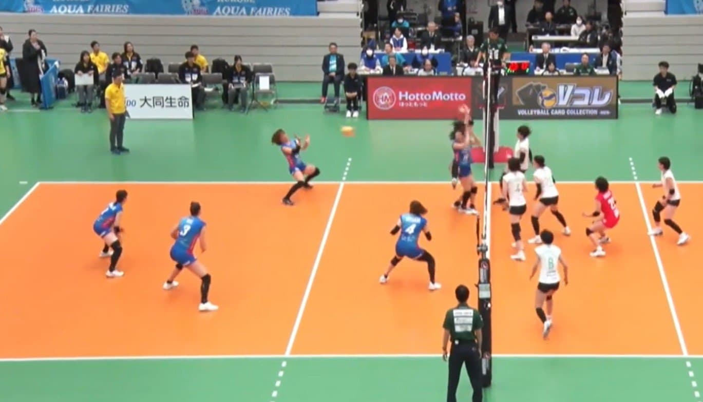 女子バレー　ハプニング 