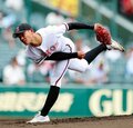 聖地・甲子園が騒然！ “佐々木朗希投法”で球速が爆発的アップ 最速147キロの日大山形のエース・菅井颯選手がダイナミックなフォームから速球を決める瞬間