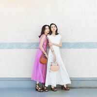 「スタイル良すぎ！」「いつ見ても癒される」桐谷美玲＆河北麻友子の仲睦まじい“みれまゆ”ショットに反響続々