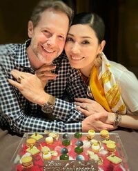 AHN MIKA『結婚記念日はCHANELとZARAのモノトーンコーデで。』