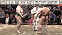 【動画】行司が力士にひそひそ話