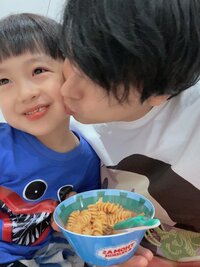 アレクサンダー『くちびるキレたけど　元気です。』