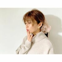 「可愛すぎません??」「ほんと素敵」宇野実彩子、大人ガーリーなニットワンピ姿にファン絶賛