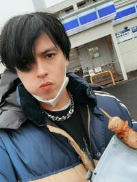 アレクサンダー『在留カード　の再発行大変なんだよなー』