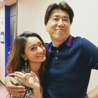 石橋貴明「1人目のお友達」みちょぱとの肩組み2ショットに反響続々