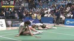 女子バドミントンで90秒間の“異例”超ロングラリー　「動いて打つ」「前に出る」「返した返した！」場内どよめき、選手は倒れる