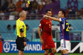 【W杯】元国際主審・家本氏が感じた“レフェリング傾向”　日本DF陣への3枚の警告は「公平性でいうと残念な判定」