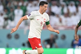 【W杯】レバンドフスキが涙　待望の大会初ゴールに感極まる「国歌斉唱の時点で感情的に」