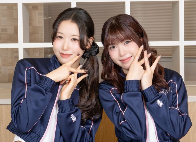 MOMONA（左）とTSUZUMI（右）
