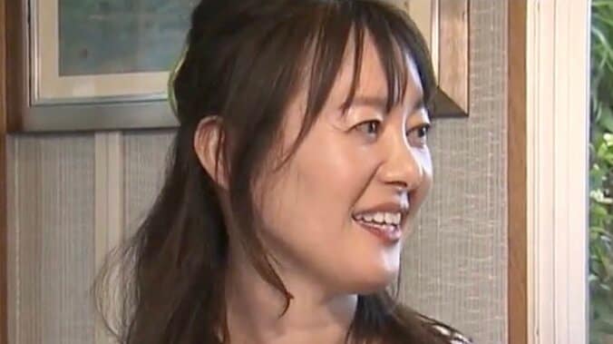 【写真・画像】グラビアが話題 ラジオ沖縄・竹中知華アナ（44）の“5万円アクスタ”に千鳥が驚愕「でか！」　1枚目