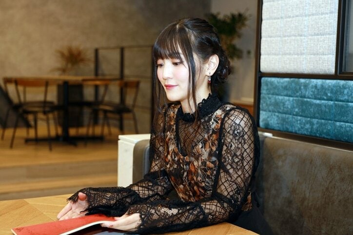 「縁側でお酌をしたい」声優・古賀葵の素顔に密着! アニメ『かぐや様は告らせたい』インタビュー