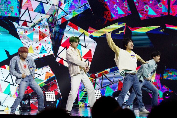 日本人・タクマが健闘!TOMORROW X TOGETHERの「CROWN」を披露『青春スター』