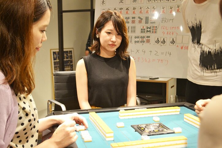 「打てる女子ってよくないですか?」増える“麻雀女子”ビジネスシーンの会話にも魅力