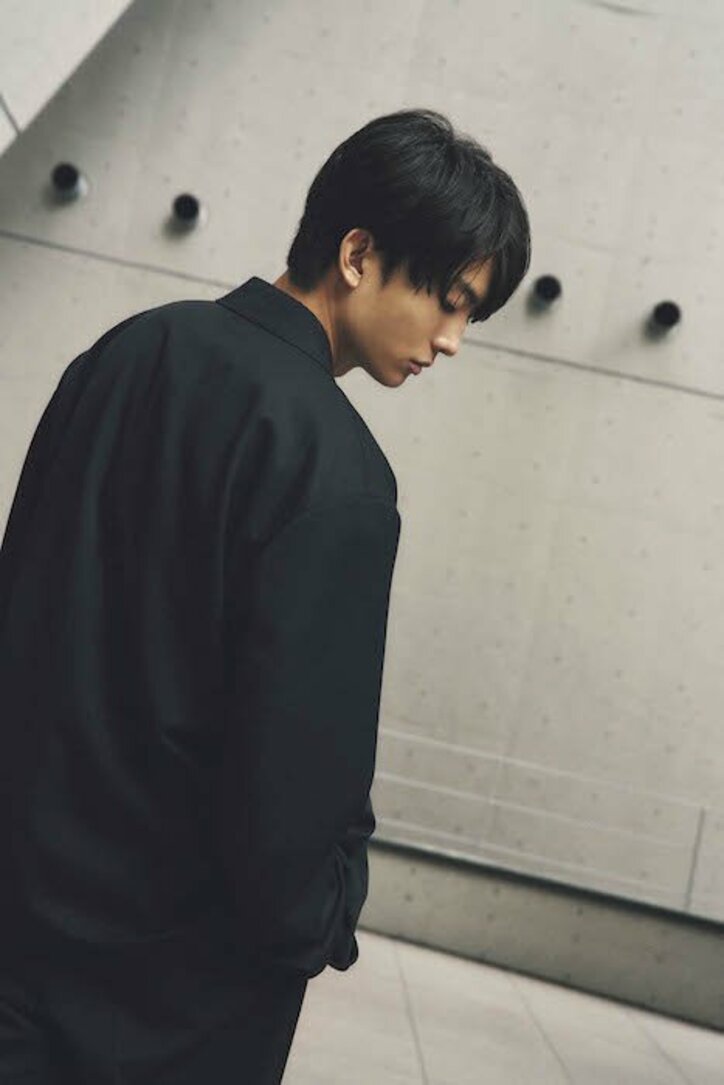 【写真・画像】「いつからだろう、自分の心に嘘をつき始めたのは」20代半ばになりそれぞれの人生を歩む同級生たち…福原遥、伊藤健太郎らの表情に注目『透明なわたしたち』場面写真解禁　2枚目