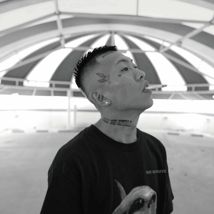 "地球と母と僕"で話題を呼んだ福岡の若手アーティスト・KAISHIによるファーストアルバム「ALL 15 WELL」が遂に完成！！