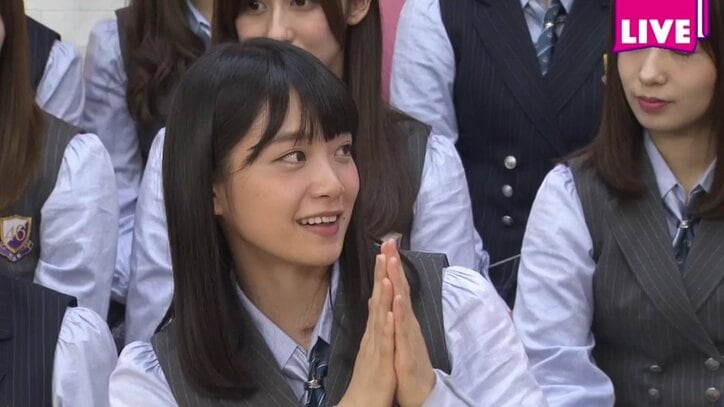 乃木坂46、黒板アートMV完成に涙 深川麻衣の卒業制作