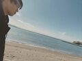 竹内涼真、海辺に佇む自身の姿を公開し「世界一海が似合う」の声