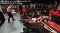 大惨事! 175キロの超巨漢レスラーが…10人以上のセキュリティが巻き添えの地獄絵図 衝撃ダイブに騒然