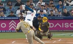 それ打っちゃうのかよ！ 大谷翔平、爆速ヒットが「ヤバすぎ」 ありえない“内角打ち”に球場ドン引き…「もうよく分からん」